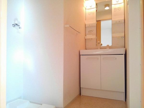 甲府市住吉４丁目のアパート