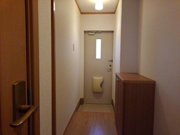 甲府市向町のアパート