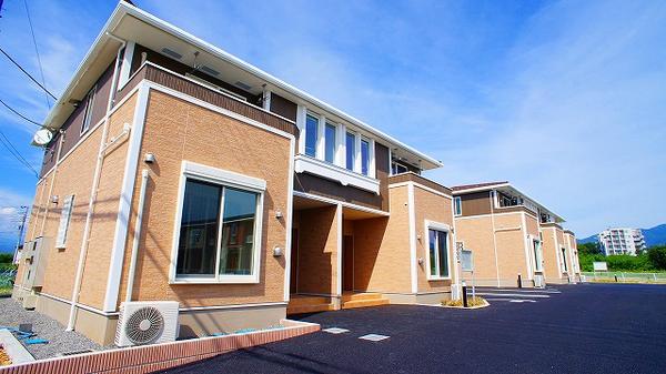笛吹市石和町上平井のアパート