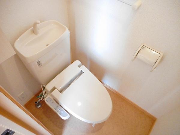 笛吹市石和町八田のアパート
