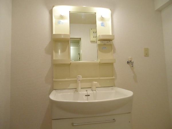 甲府市堀之内町のマンション