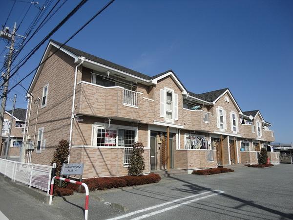 南アルプス市古市場のアパート
