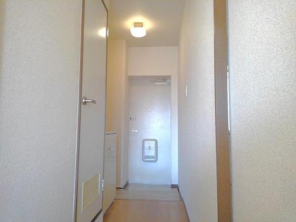 中央市布施のアパート