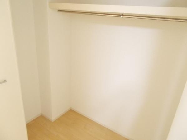 甲府市中小河原町のアパート