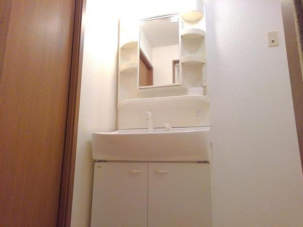 甲府市千塚５丁目のマンション
