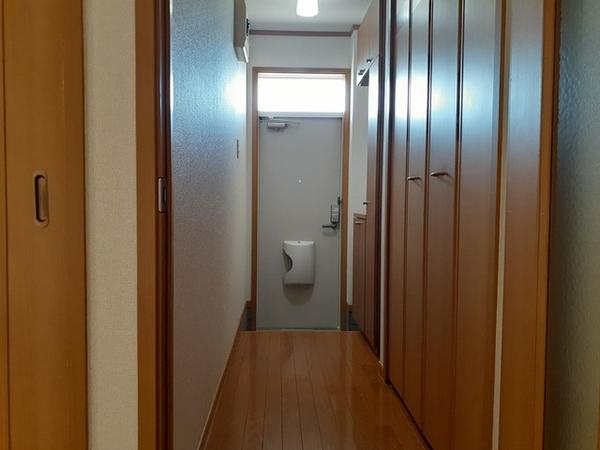 南アルプス市西野のアパート