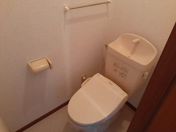 笛吹市石和町中川のアパート