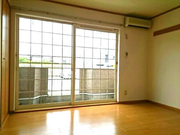 南アルプス市山寺のアパート