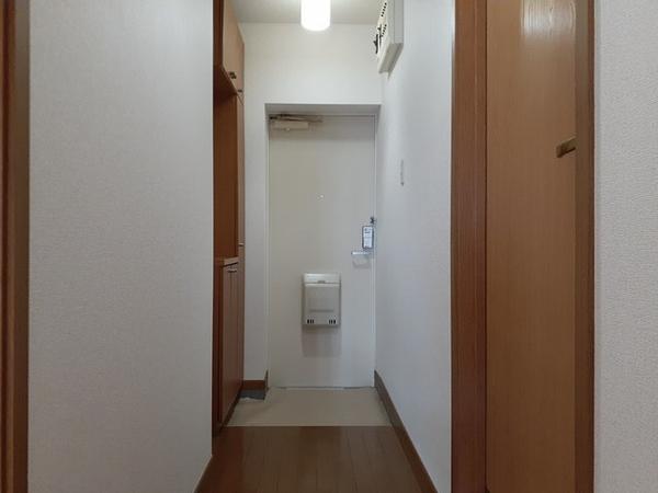 甲府市国母８丁目のアパート