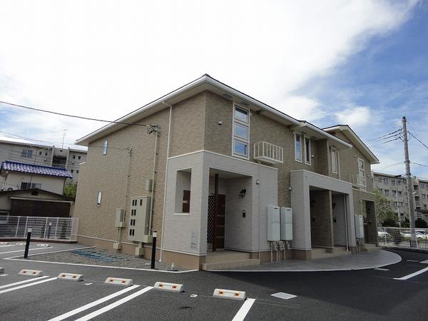 甲府市中村町のアパート