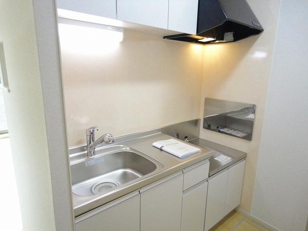 甲府市中村町のアパート