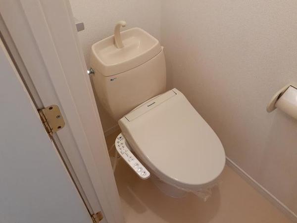 中巨摩郡昭和町紙漉阿原のアパート