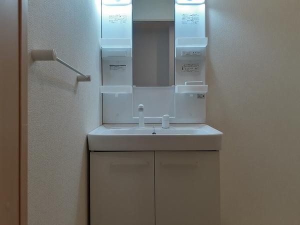 甲府市上今井町のアパート