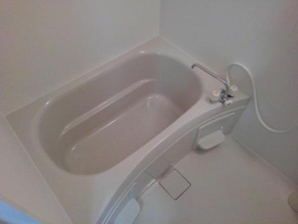 甲府市国母７丁目のアパート