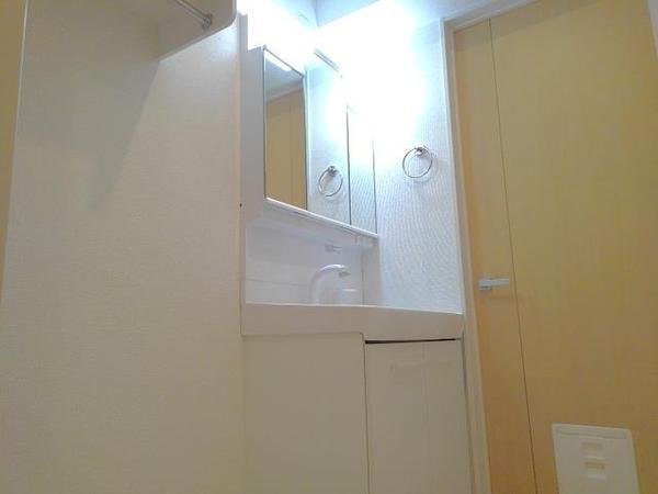 甲府市大里町のアパート