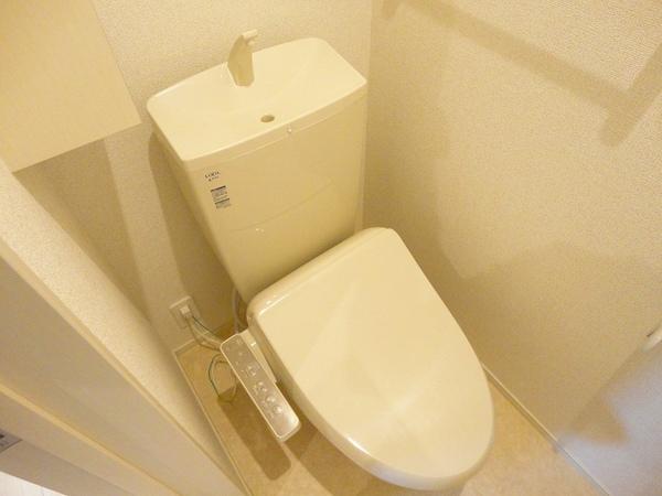 中巨摩郡昭和町清水新居のアパート