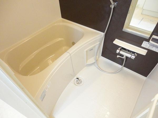 中巨摩郡昭和町清水新居のアパート