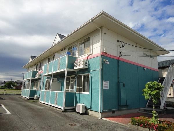 甲斐市西八幡のアパート