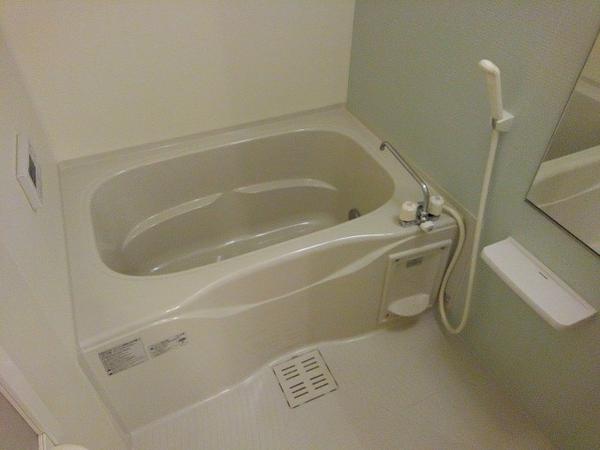 甲府市蓬沢１丁目のアパート