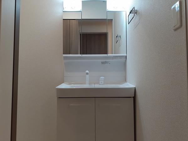 南アルプス市小笠原のアパート