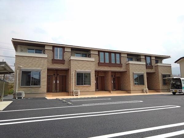 甲府市飯田２丁目のアパート