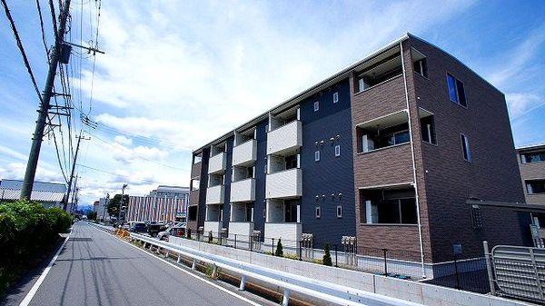 笛吹市石和町窪中島のアパート
