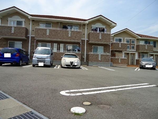 甲斐市龍地のアパート