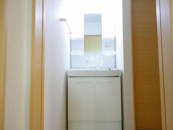 甲府市新田町のアパート