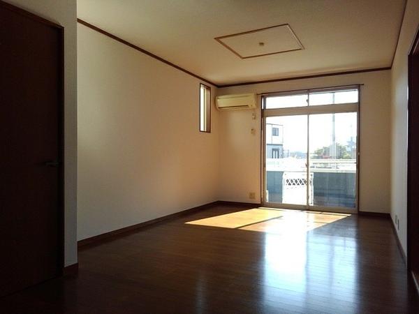 甲斐市篠原のアパート