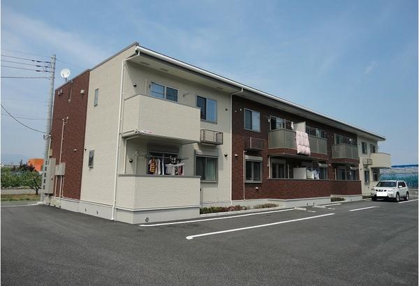 南アルプス市上今諏訪のアパート