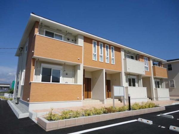 笛吹市一宮町中尾のアパート