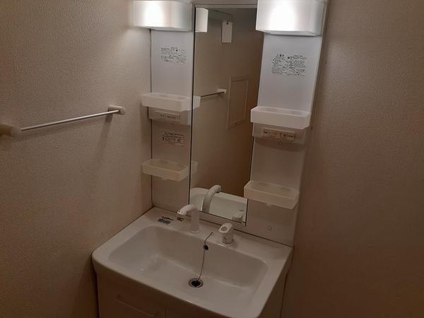 笛吹市一宮町中尾のアパート