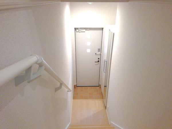 韮崎市藤井町南下條のアパート