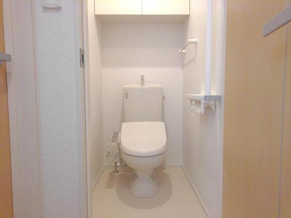 韮崎市藤井町南下條のアパート