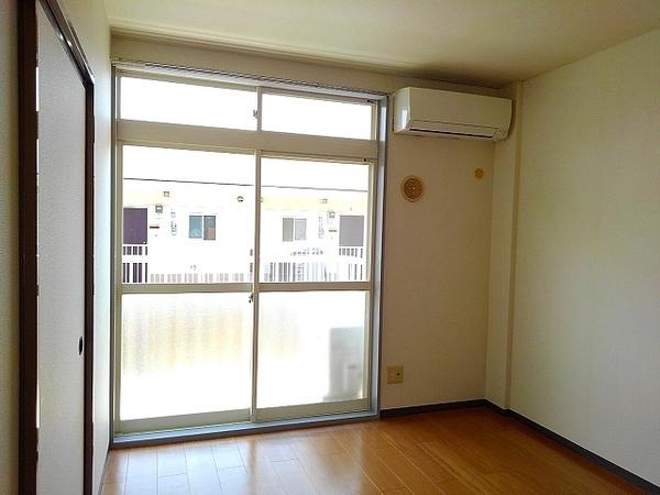 笛吹市石和町広瀬のアパート
