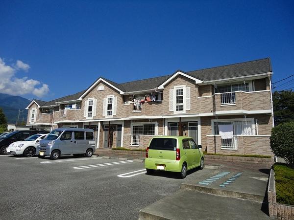 南アルプス市下宮地のアパート