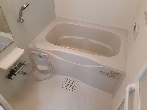 甲府市伊勢３丁目のアパート