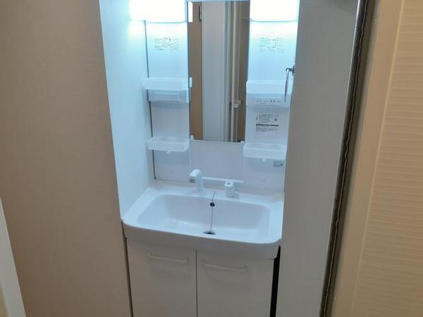 甲府市伊勢３丁目のアパート