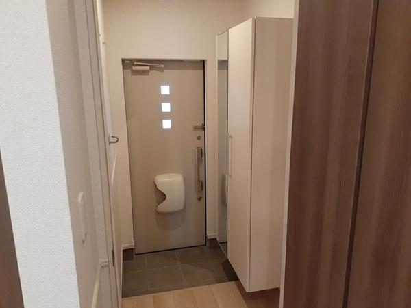 南アルプス市鏡中條のアパート