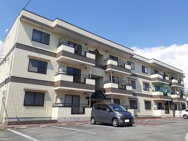 甲府市住吉５丁目のマンション