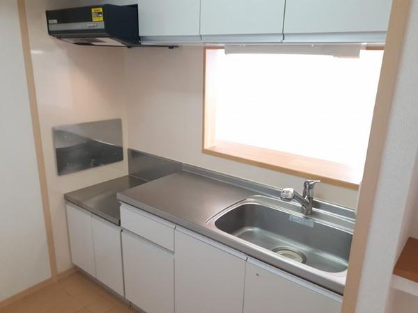 甲府市下今井町のアパート