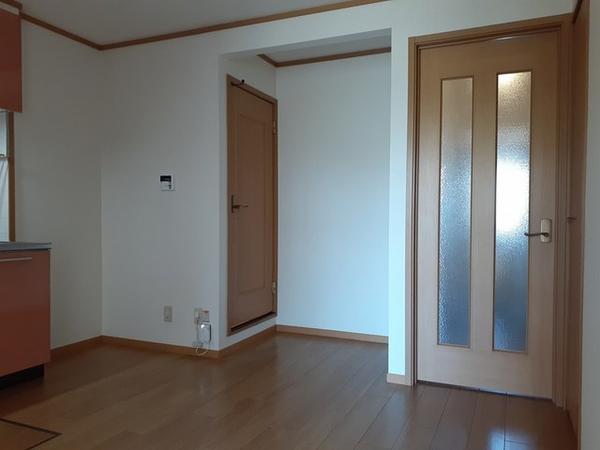 山梨市正徳寺のアパート