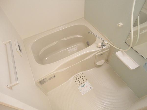 甲府市上阿原町のアパート