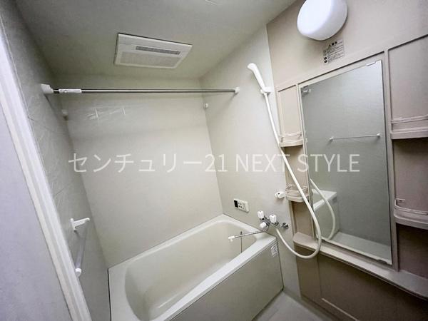 南巨摩郡富士川町小林のアパート