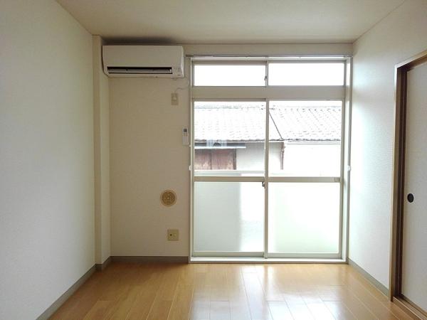 甲斐市下今井のアパート
