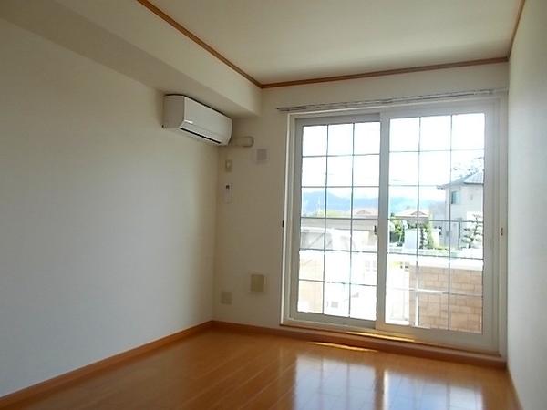 甲府市上町のアパート