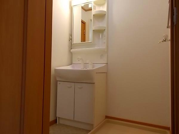 甲府市上町のアパート
