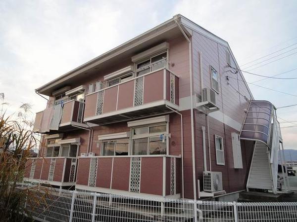甲府市金竹町のアパート