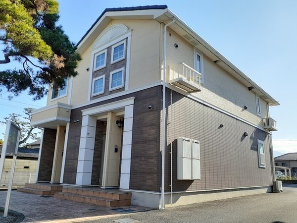 甲府市上町のアパート