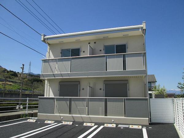 南アルプス市山寺のアパート